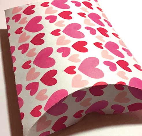 Pretty Valentine Printables: Free Pillow Box Hearts Pretty Valentine Printables: Free Pillow Box Hearts